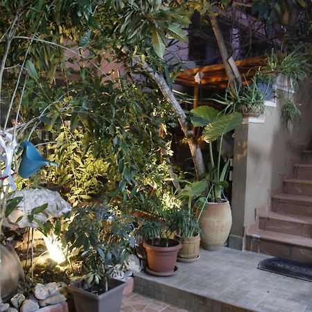 2 Kitarat Bb Bed & Breakfast Vlorë Exterior foto