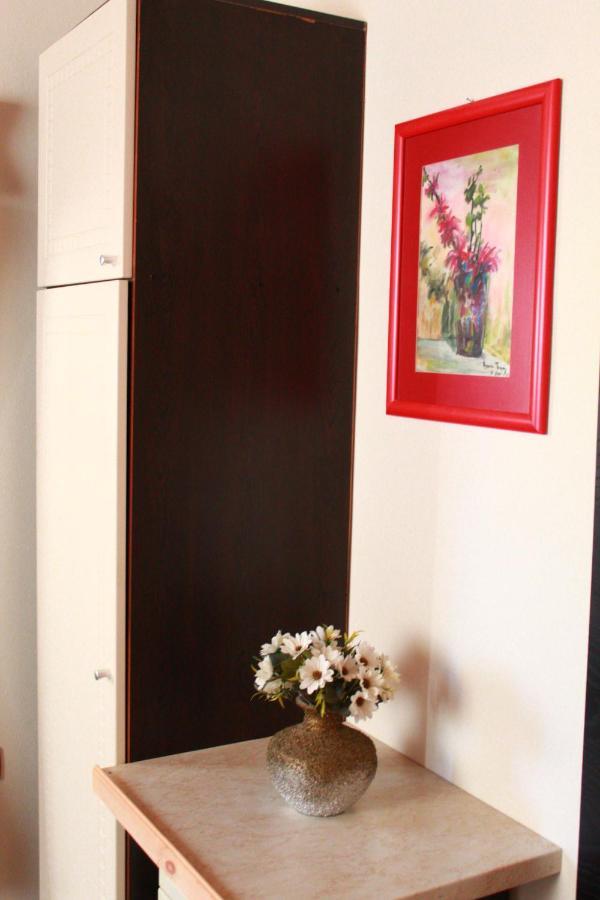 2 Kitarat Bb Bed & Breakfast Vlorë Exterior foto